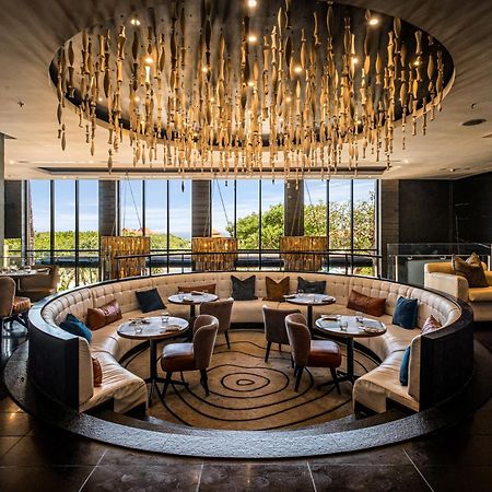 The Capital Zimbali Ballito Exterior foto The Lounge at the Westin Hyderabad