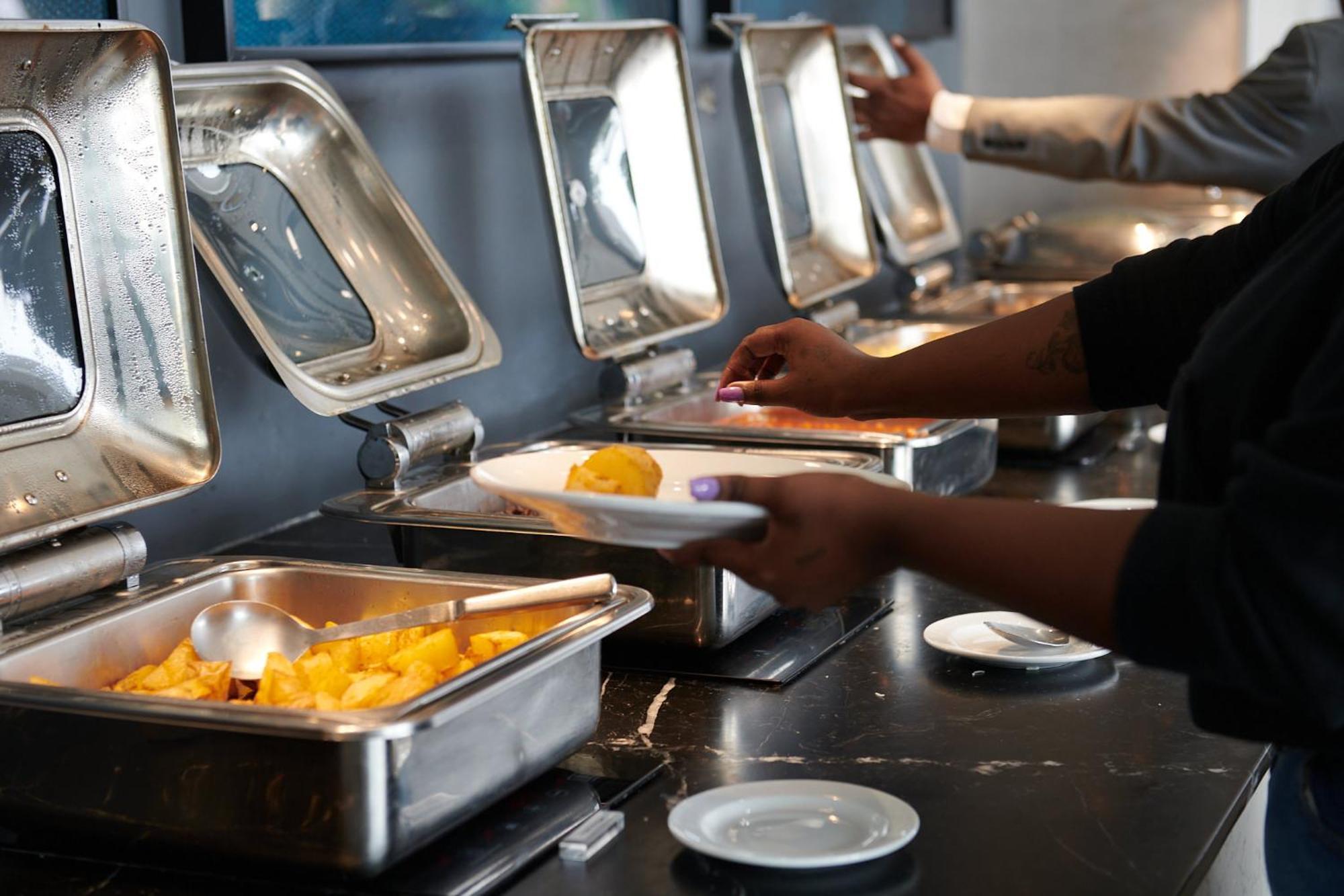 The Capital Zimbali Ballito Exterior foto A self-service buffet